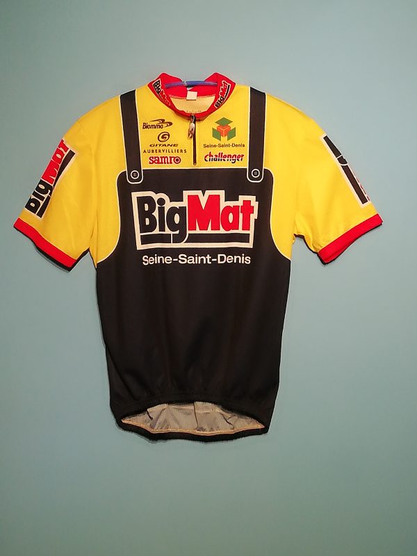 BIG MAT-AUBERVILLIERS-SEINE SAINT DENIS   2003