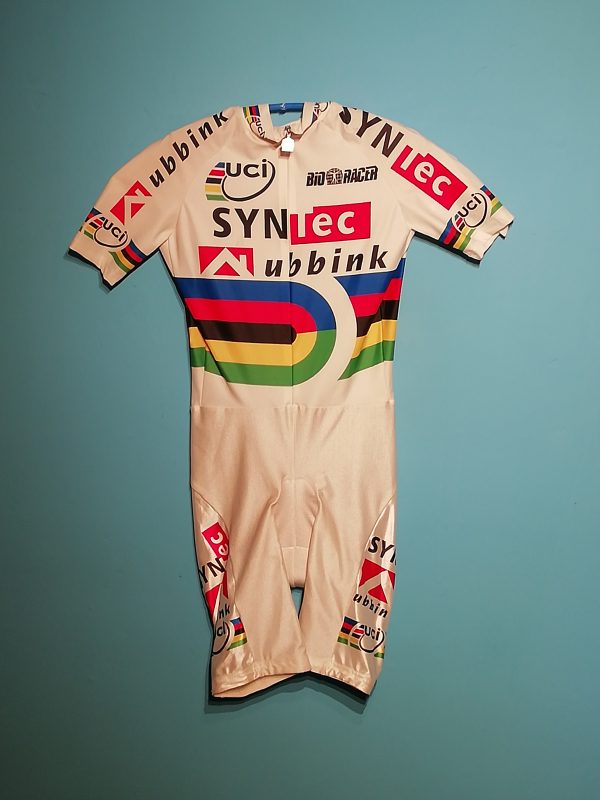 SYNTEC-UBBINK 2006 WORLD CHAMPION HEAD RACING