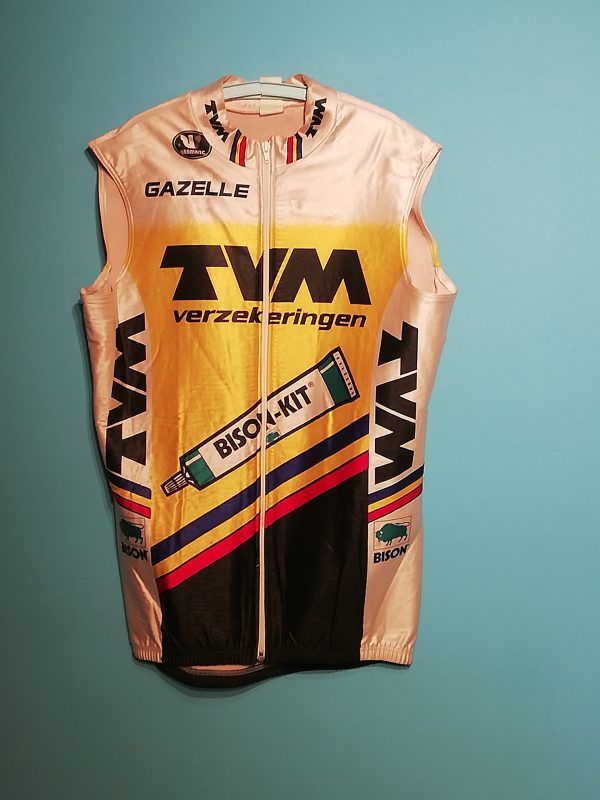 TVM-BISON KIT-GAZELLE 1994