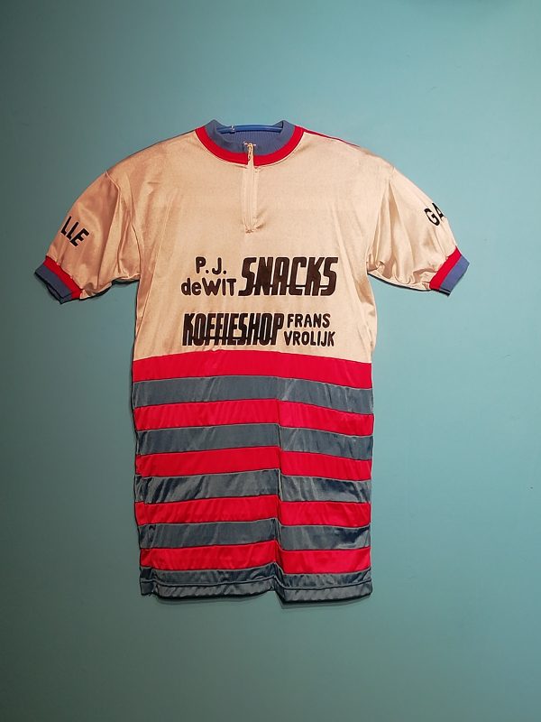 PJ DE WIT SNACKS-COFFEE SHOP FRANS VOLIJK-GAZELLE 1981