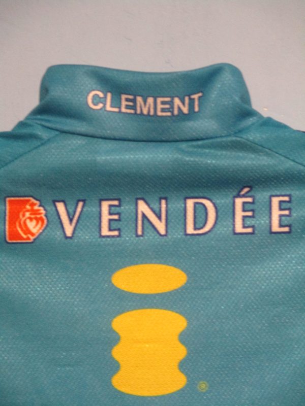 Name of the rider (stef Clement) in the collar of the 2007 shirt