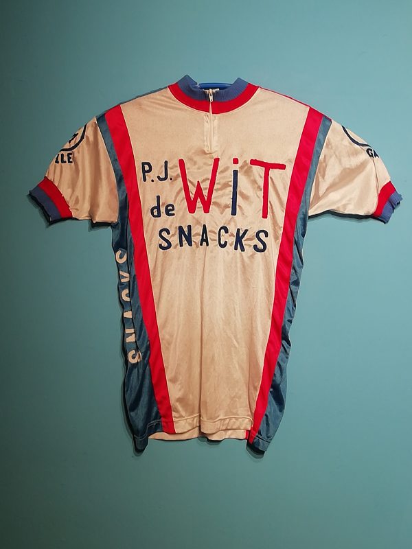 PJ DE WIT SNACKS-GAZELLE 1981